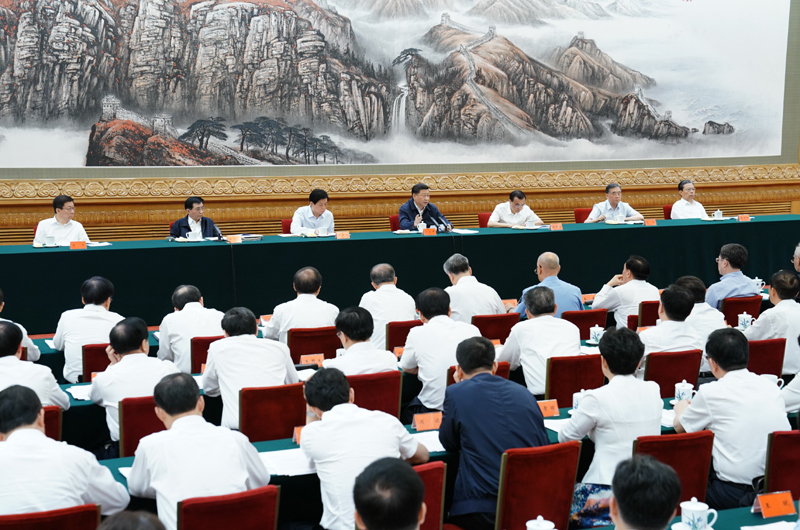 　　7月5日，中共中央總書記、國家主席、中央軍委主席習(xí)近平在北京出席深化黨和國家機(jī)構(gòu)改革總結(jié)會議并發(fā)表重要講話。新華社記者 王曄 攝